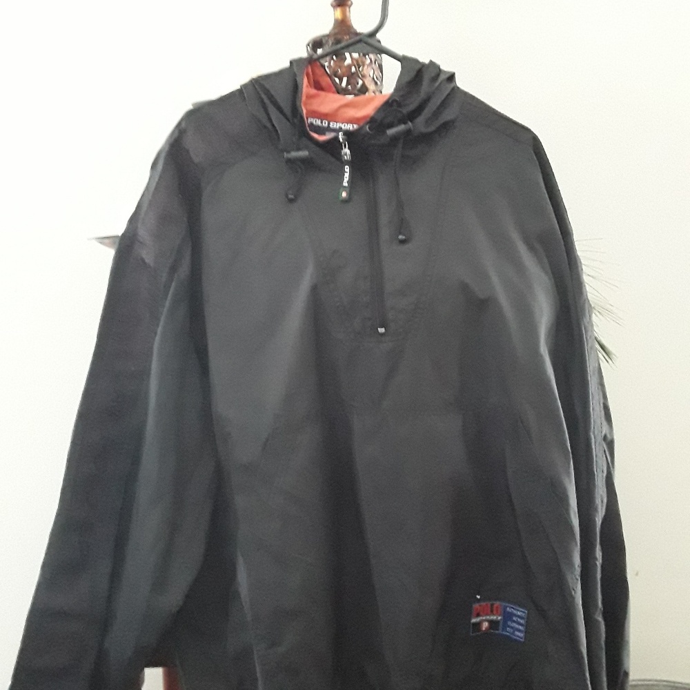 Polo sports jacket with engrave sleeves.